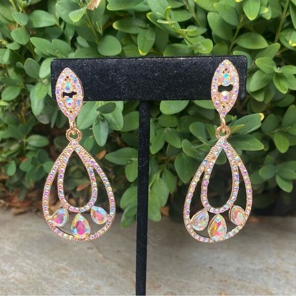 New on Tag Saks Fifth Avenue Pink Iridescent Rhinestone Dangle Post Earrings - Picture 2 of 4